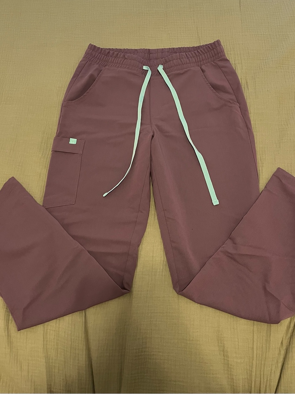 Garde-Malade Straight Cut Scrub Pants Mauve Size S - Picture 3 of 5